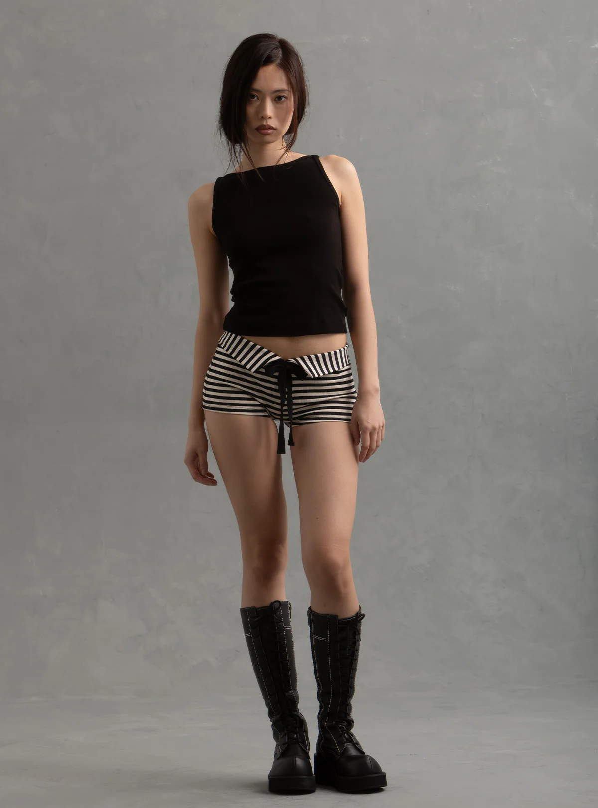 Fang Shorts