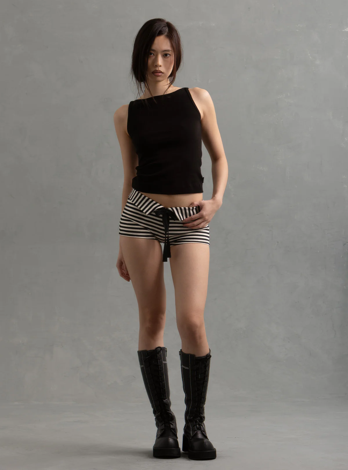 Fang Shorts