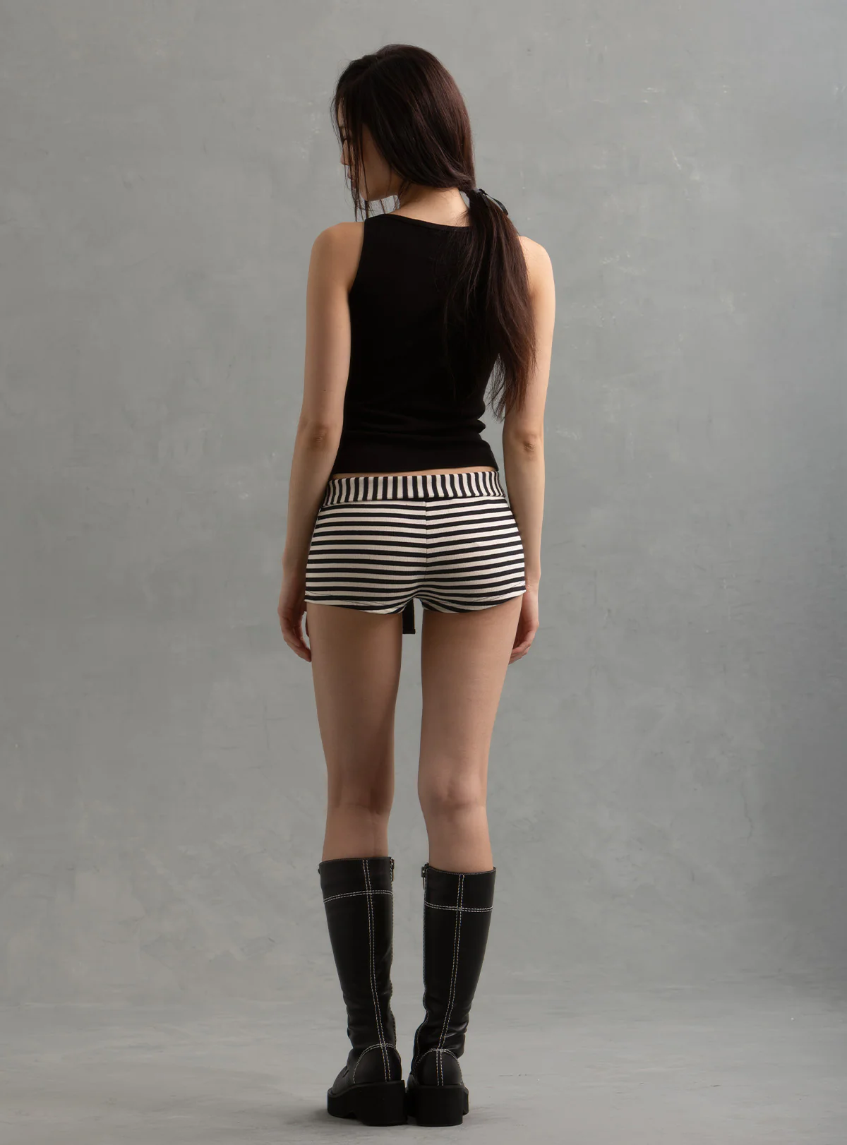 Fang Shorts