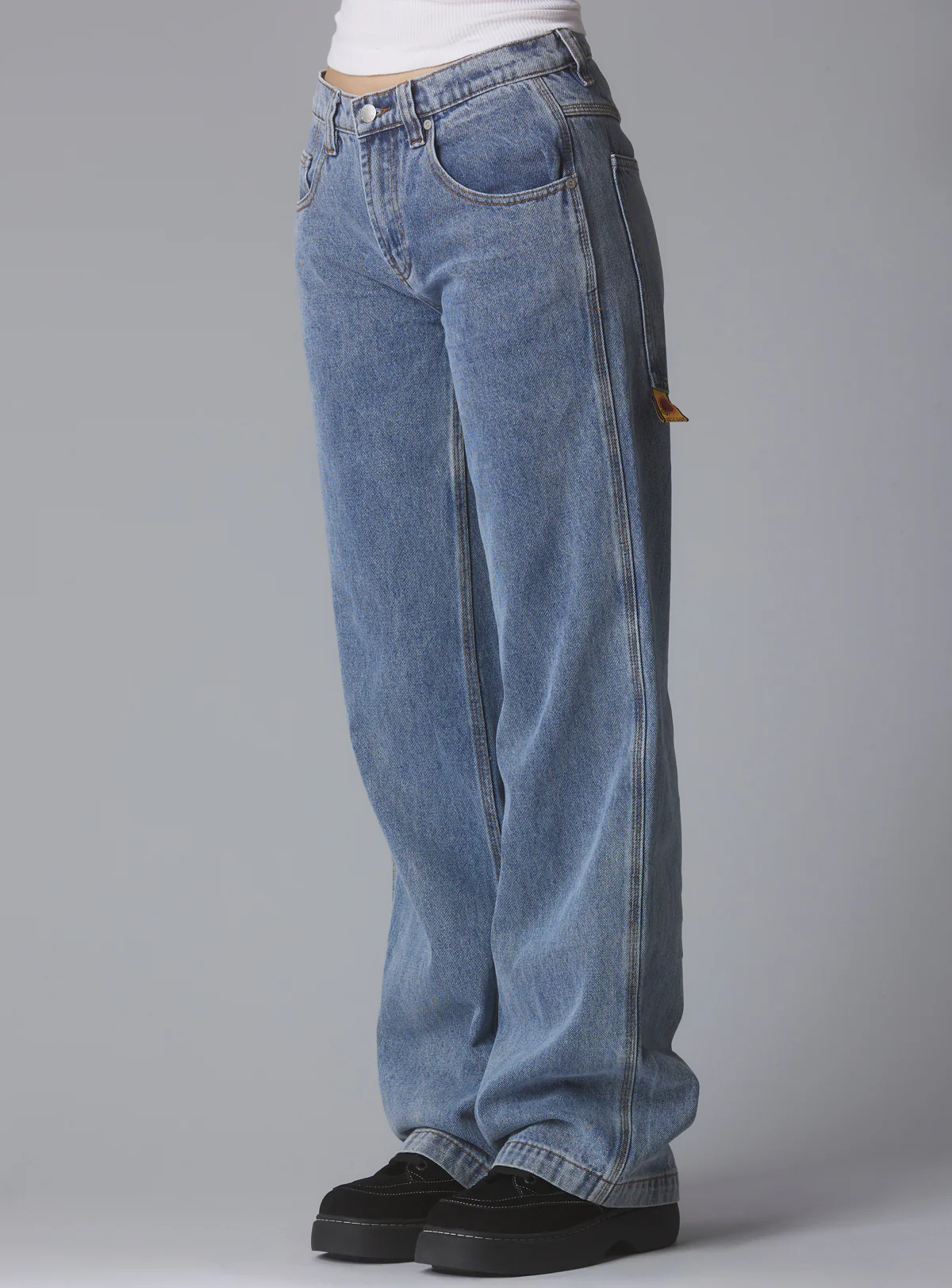 1113-x-jean-3.webp X Jean