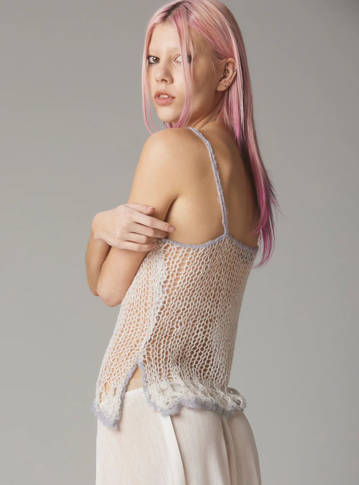 1855-netic-top-3.webp Netic Top