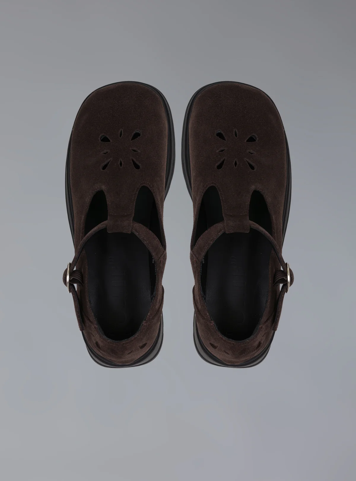 Comma Shoe
