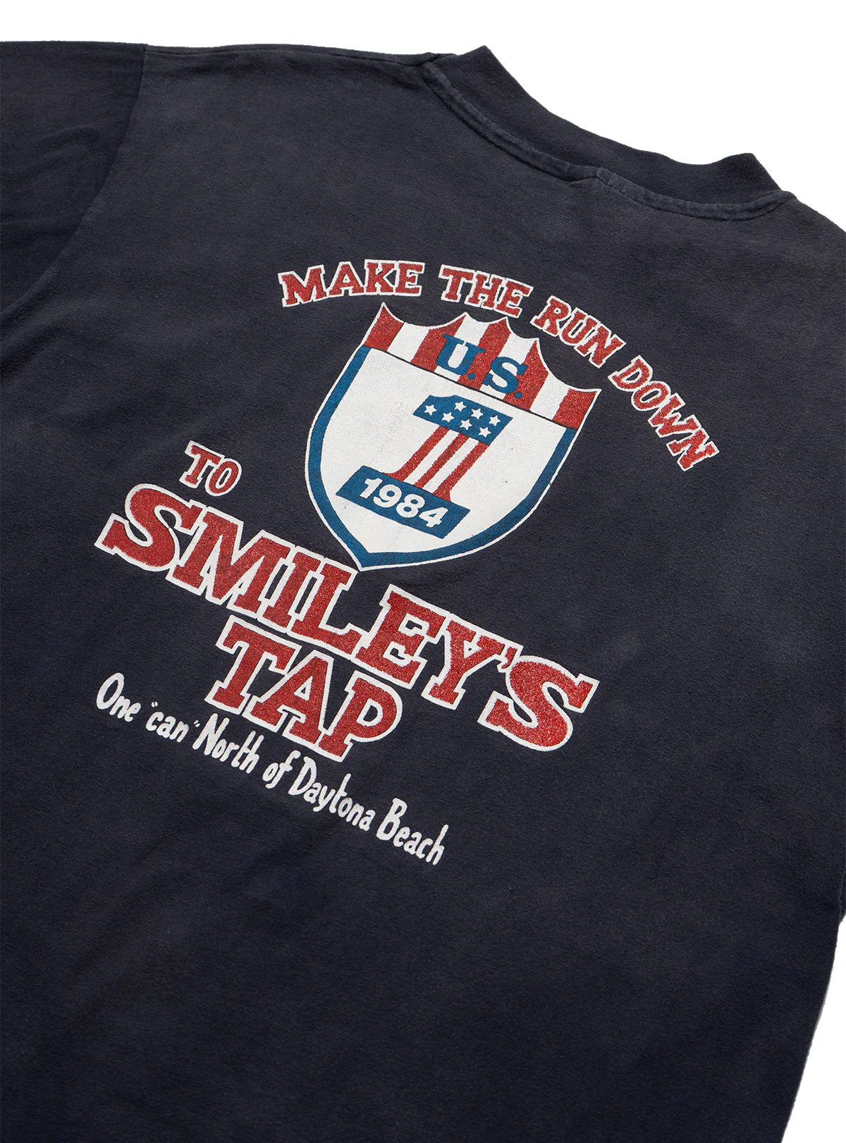 1943-vintage-smiley-s-tap-1984-tee-5.webp Vintage Smiley's Tap 1984 Tee