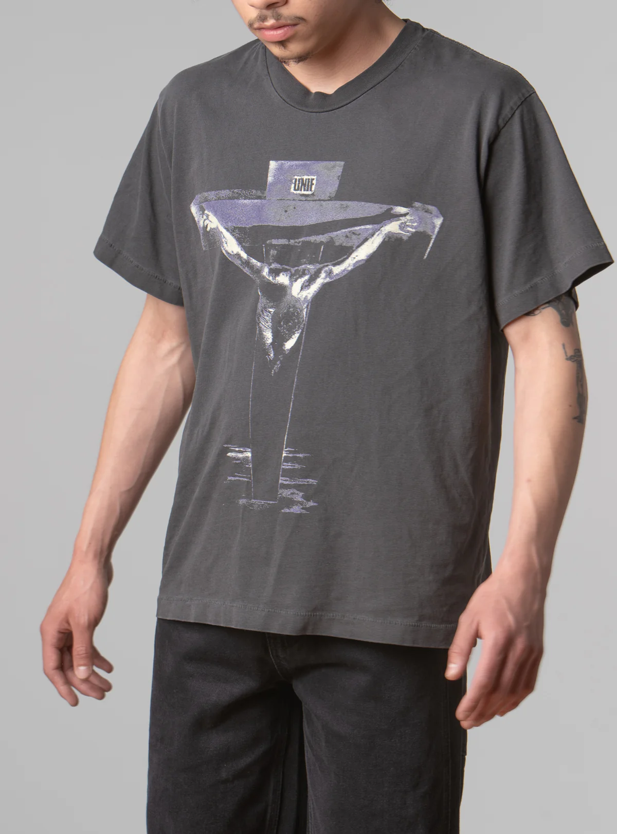 200-nail-tee-5.webp Nail Tee