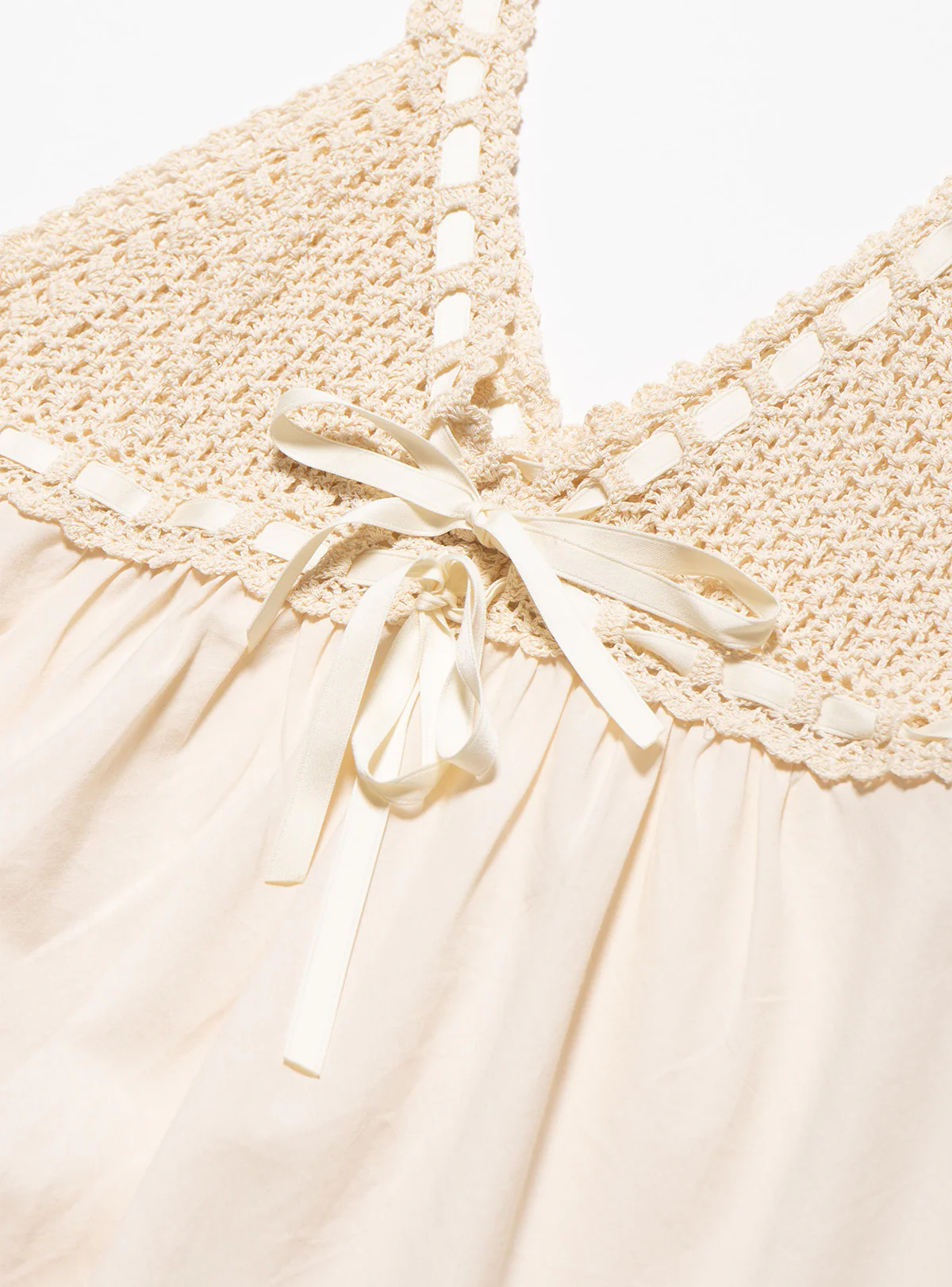 2003-vintage-cotton-bodice-crochet-ribbon-midi-dress-2.webp Vintage Cotton Bodice Crochet Ribbon Midi Dress