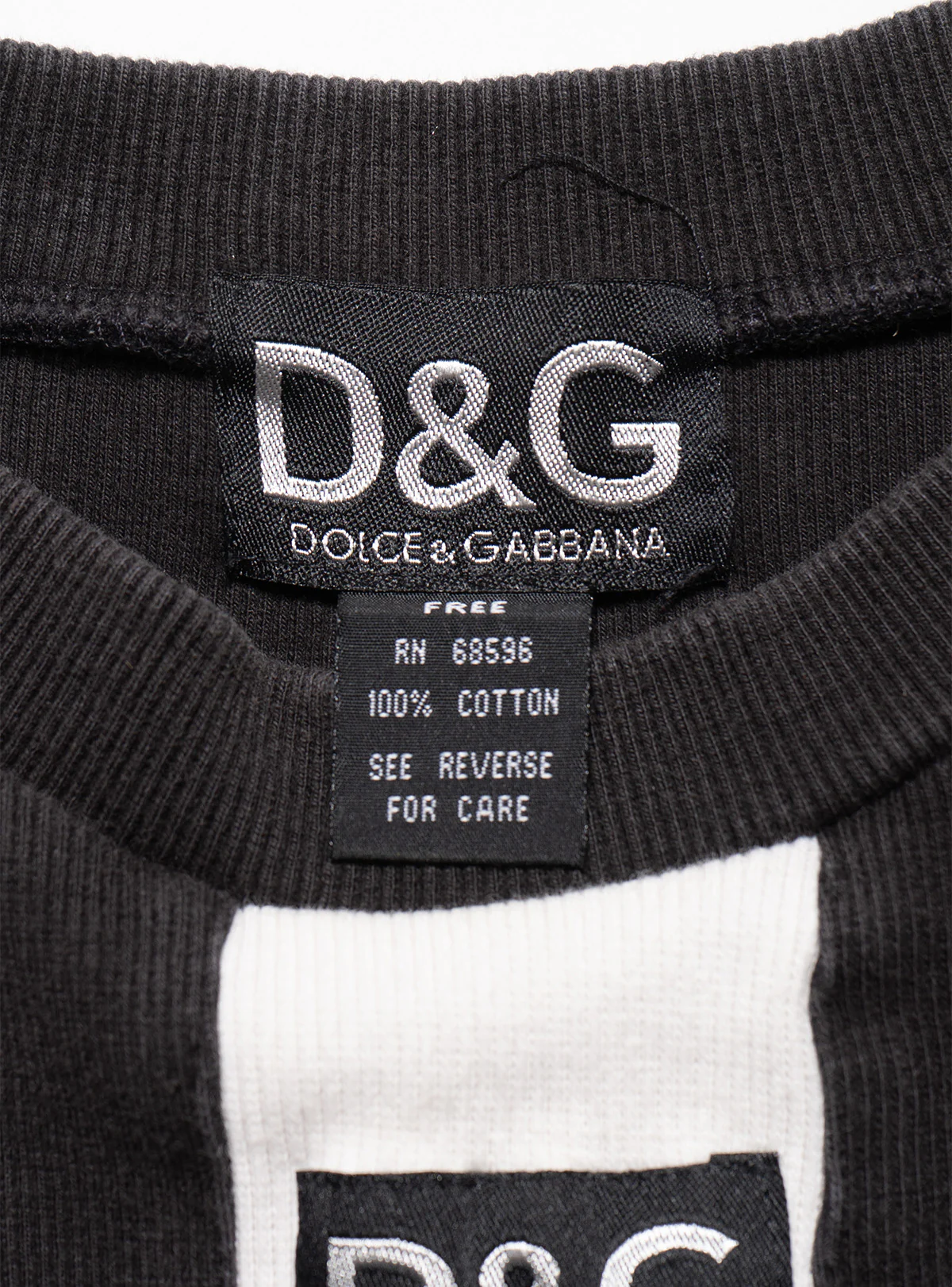 2027-vintage-d-g-black-white-striped-longsleeve-top-3.webp Vintage D&G Black & White Striped Longsleeve Top