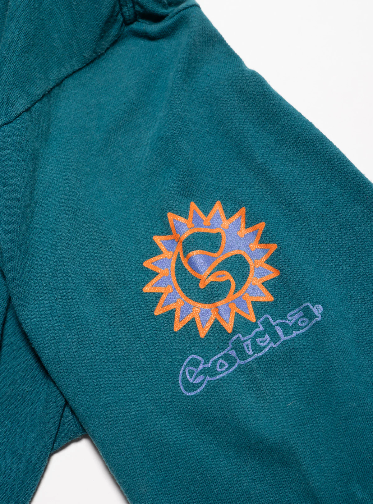 2039-vintage-gotcha-vibration-long-sleeve-tee-3.webp Vintage Gotcha Vibration Long Sleeve Tee