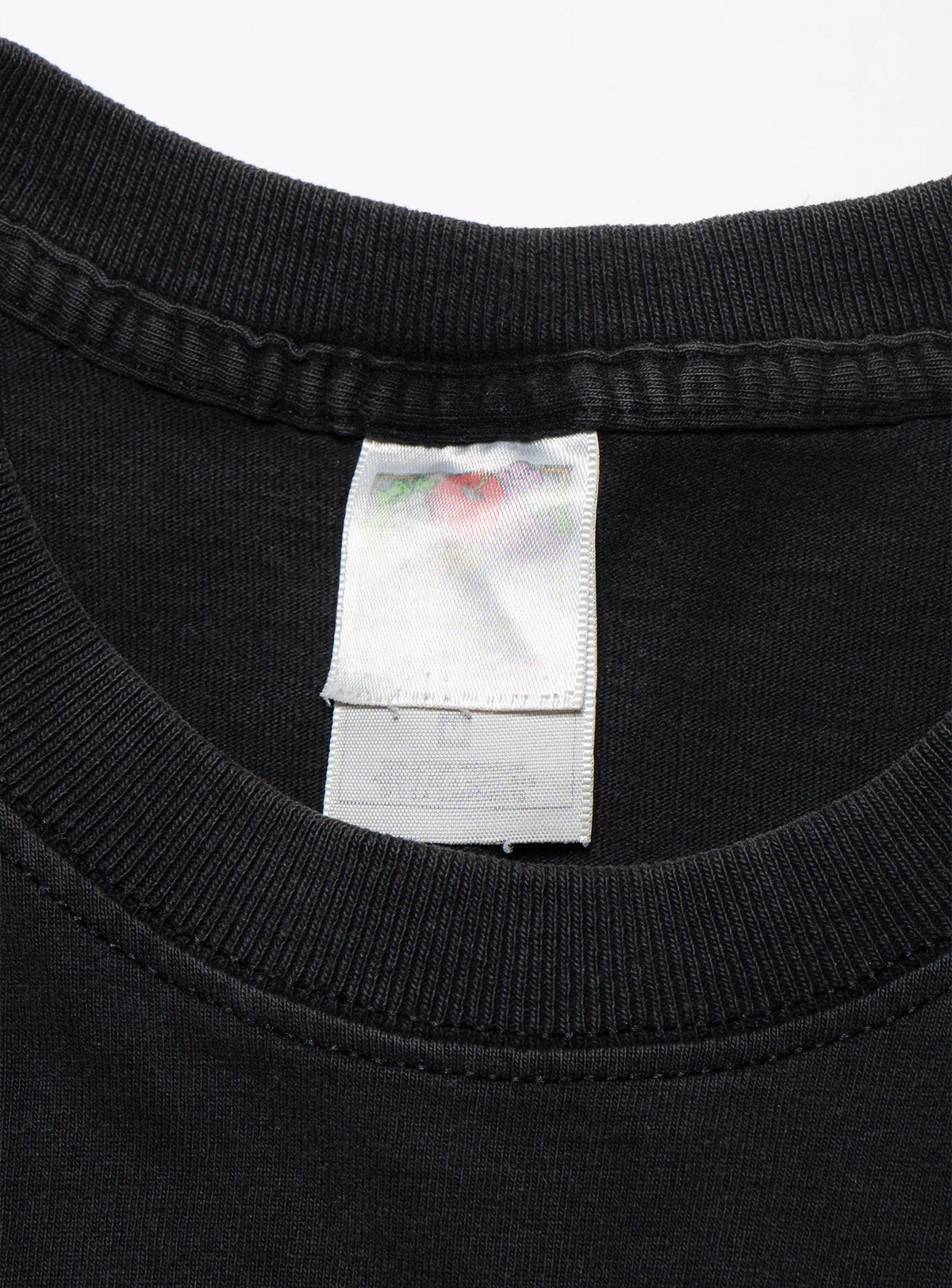 2074-vintage-archaic-smile-long-sleeve-tee-4.webp Vintage Archaic Smile Long Sleeve Tee