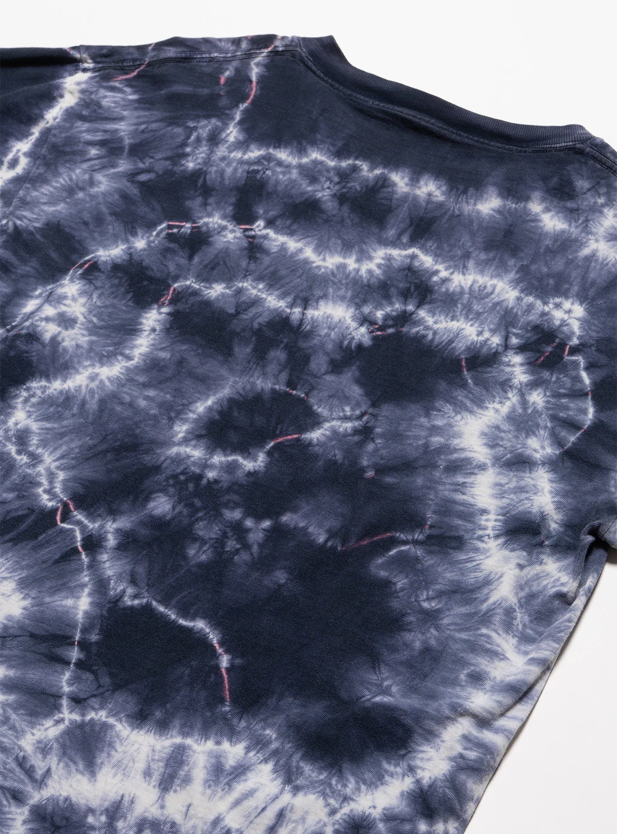 2086-vintage-das-das-yin-yang-tie-dye-t-shirt-rare-5.webp Vintage Das Das Yin Yang Tie Dye T Shirt Rare
