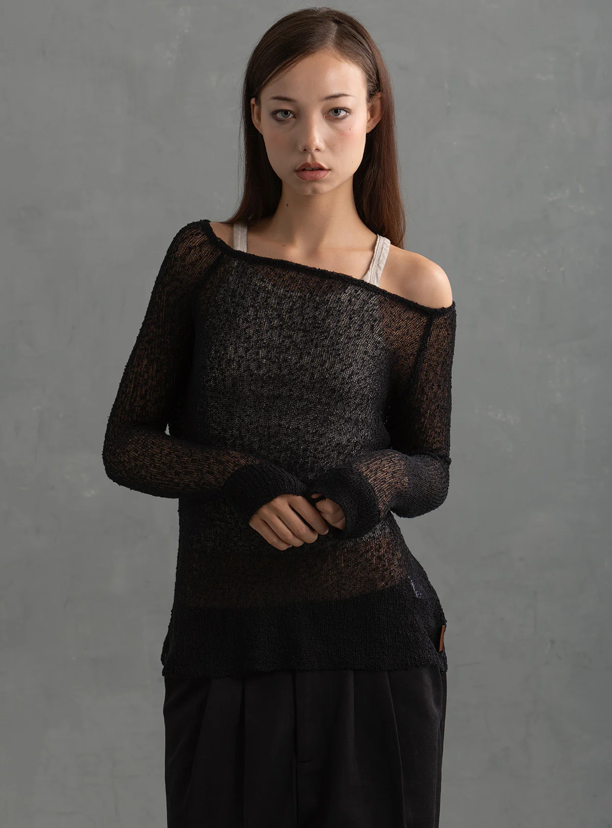 826-ame-top-4.webp Ame Top