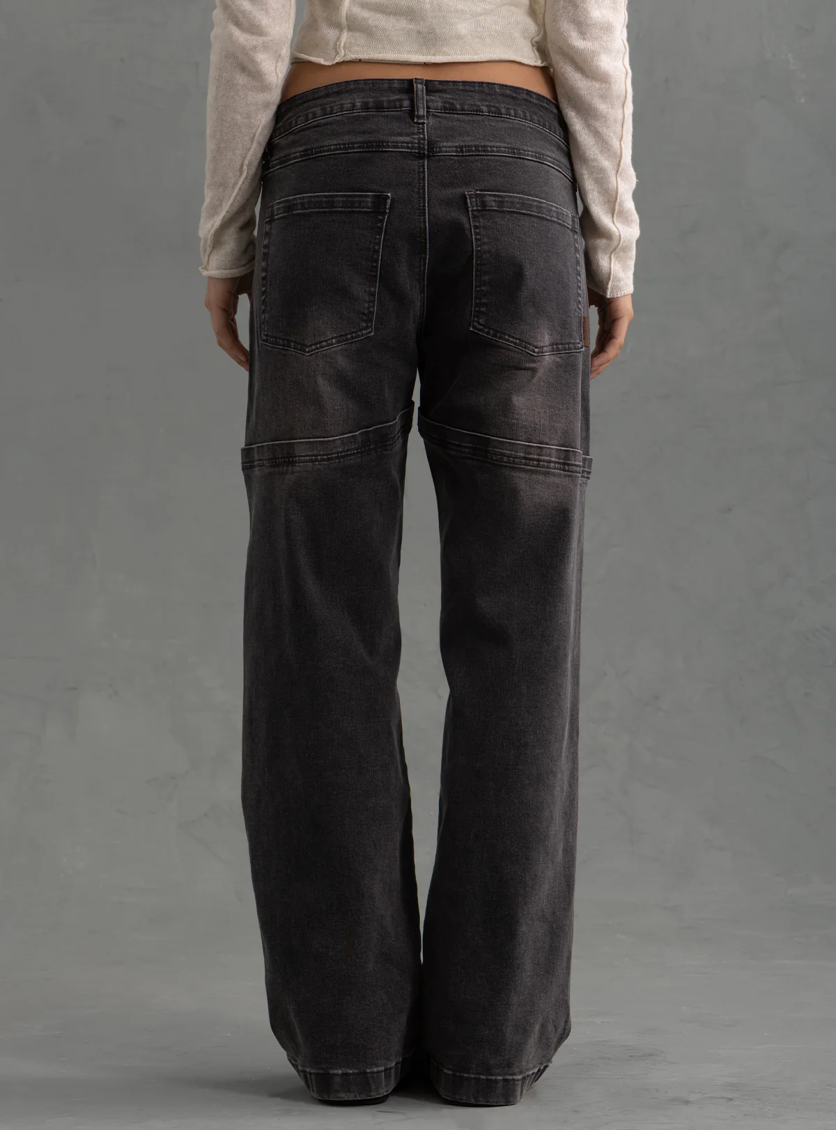 872-noid-jean-5.webp Noid Jean