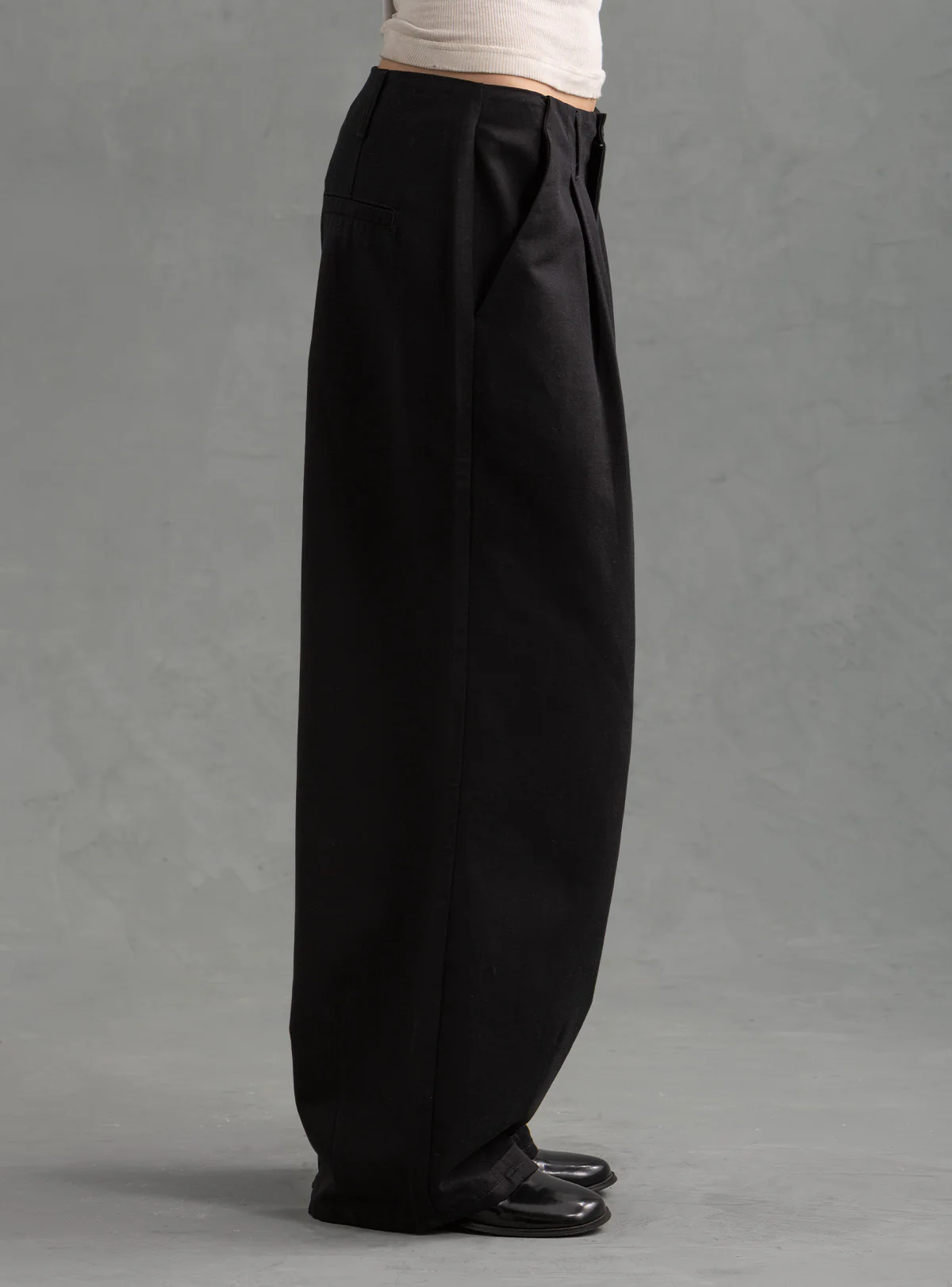 882-ender-pant-4.webp Ender Pant
